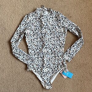 NWT O'Neill Girls Leopard Print Rashguard/ swimsuit size 14
